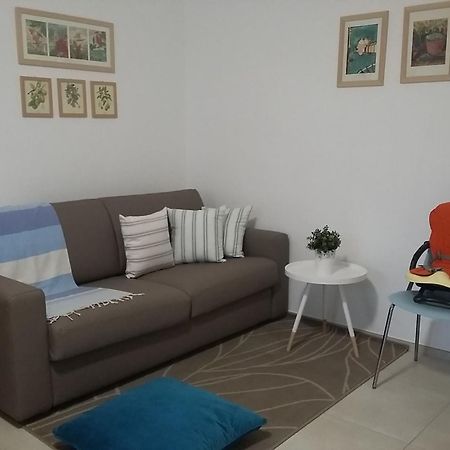 Appartamento Stefania Castro  エクステリア 写真